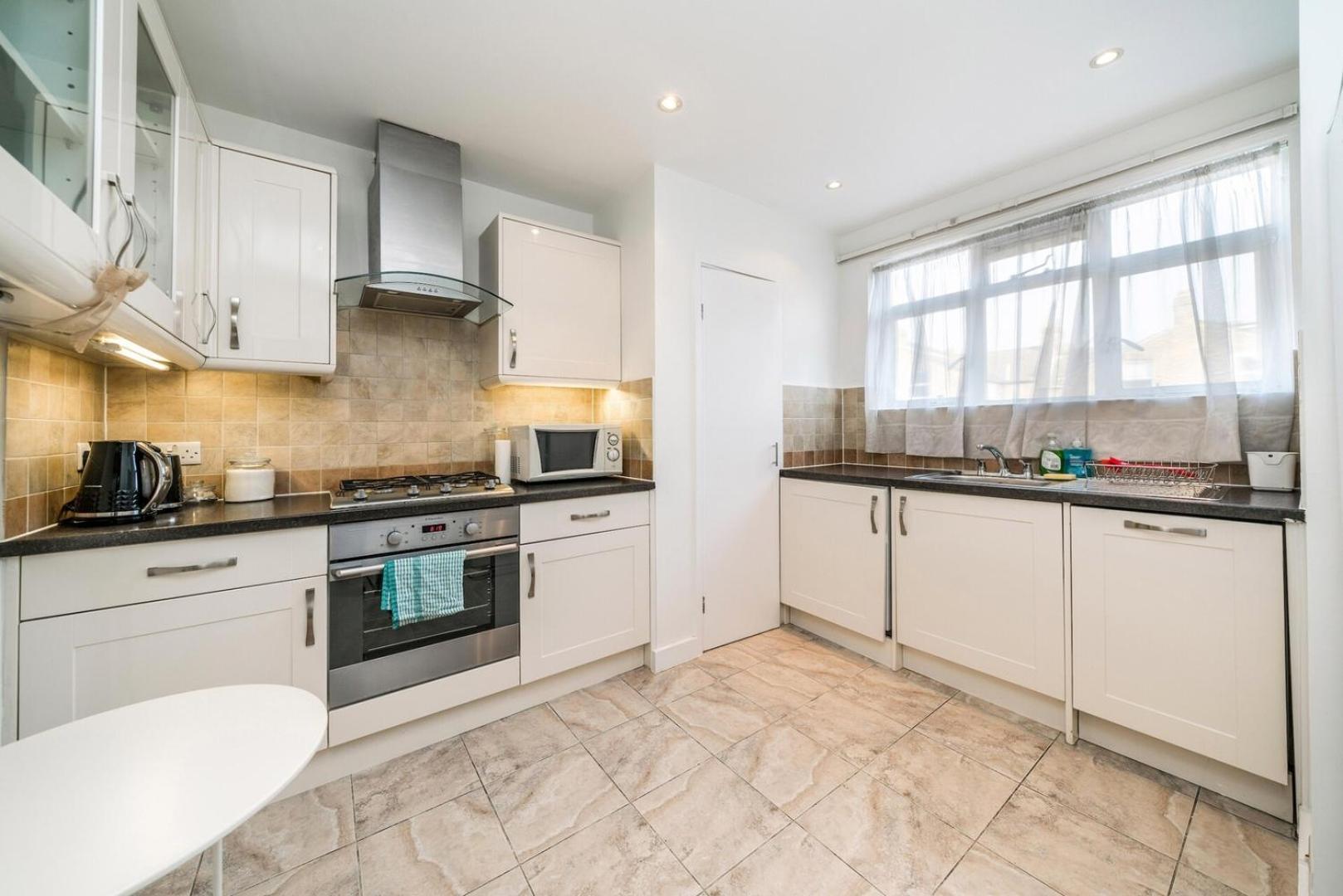 New 2Bd Flat Heart Of Battersea - Close To Station Londres Exterior foto